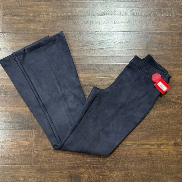 Spanx Faux Suede Flare Pant Classic Navy Size XS Tall Women - Picture 3 of 12